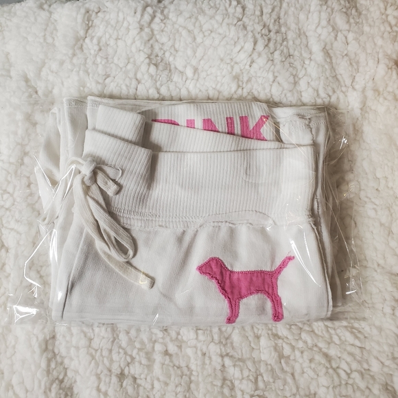 Victoria's Secret PINK Cropped Capri Sweatpants XS - Picture 8 of 16